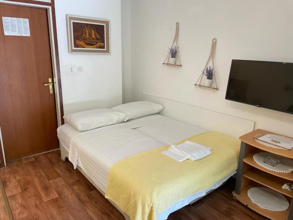 Apartmani Mavrinac Nerezine Oda fotoğraf