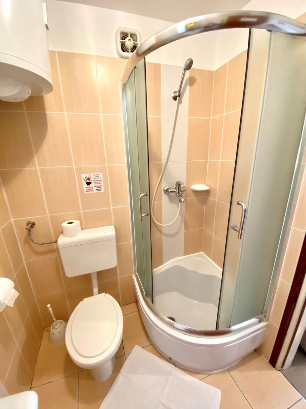Apartmani Mavrinac Nerezine Oda fotoğraf